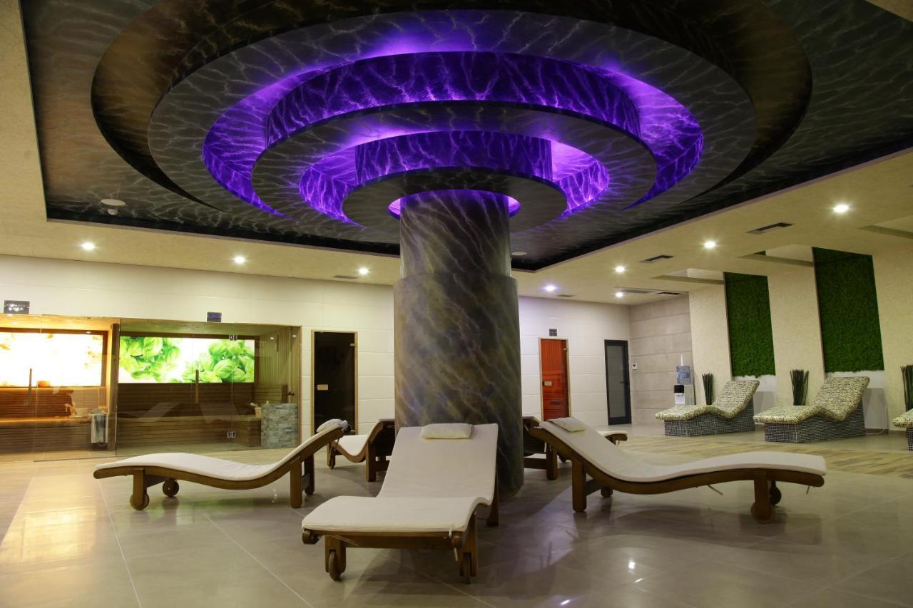 Hotel Sky Gevgelija Exterior foto Spa at the hotel