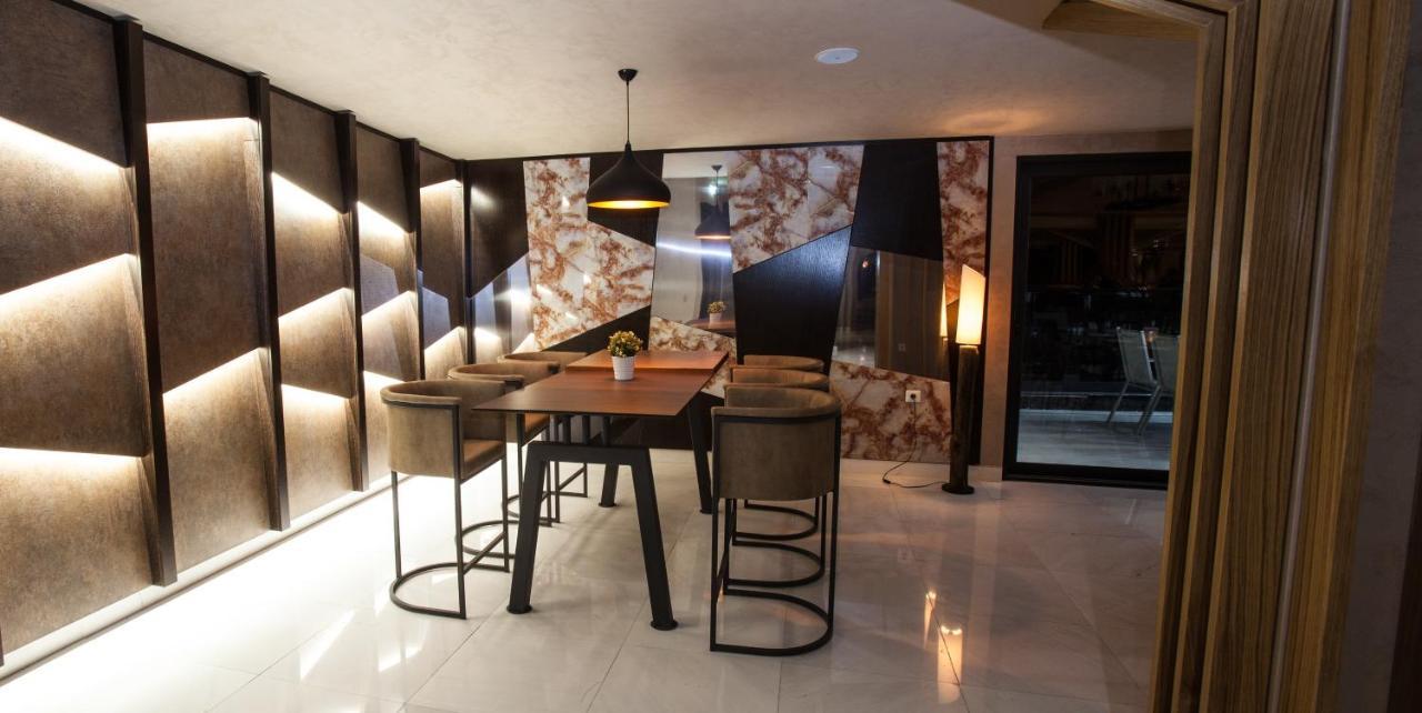 Hotel Sky Gevgelija Exterior foto The bar at the hotel
